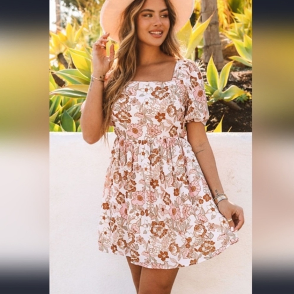 White Floral Print Backless Square Neck Boho Summer Dress- Bohemian